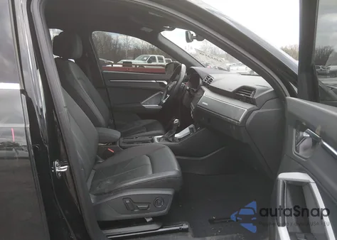 2021 Audi Q3 Premium 45 Tfsi S Line Quattro Tiptronic z USA, uszkodzony, nr VIN WA1DECF34M1053784